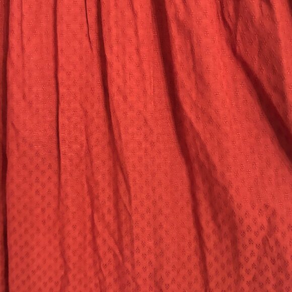 Scarlet Red Smocked midi dress - Picture 2 of 3